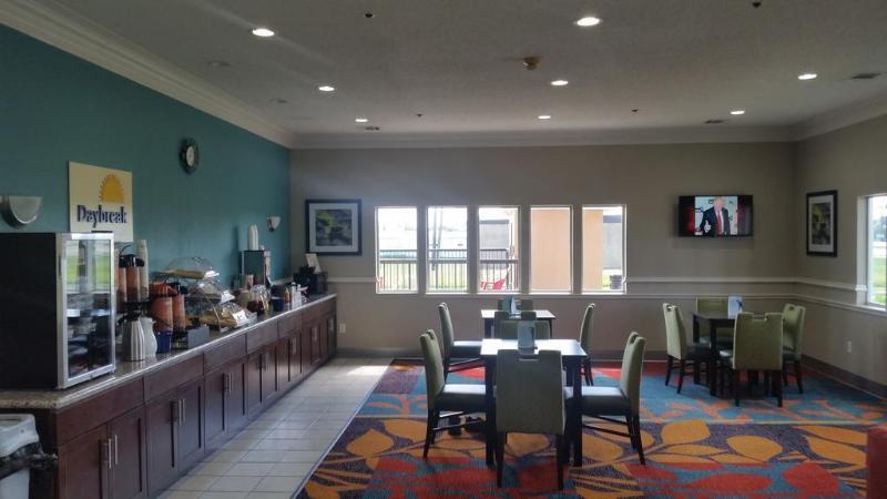 Days Inn By Wyndham Ennis Luaran gambar